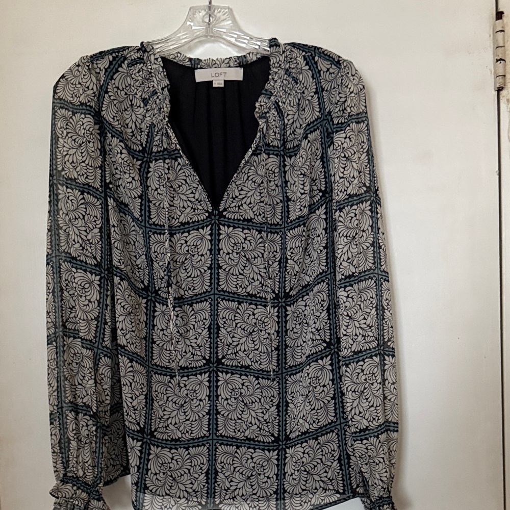 LOFT Navy and Cream Patterned Blouse